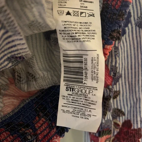 ELA Floral Embroidered Blouse Size XS - Picture 9 of 9